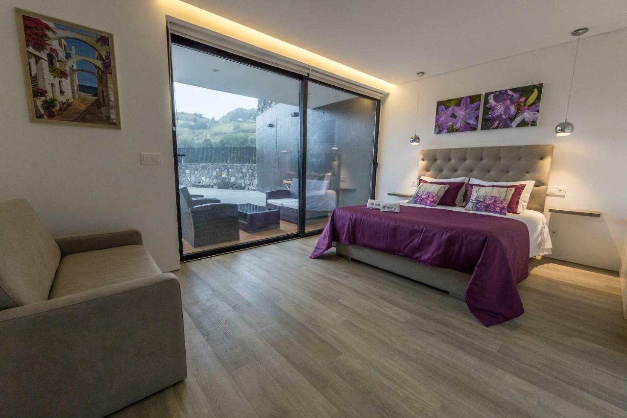 Azaleas Guest House Ribeira Cha Exterior foto