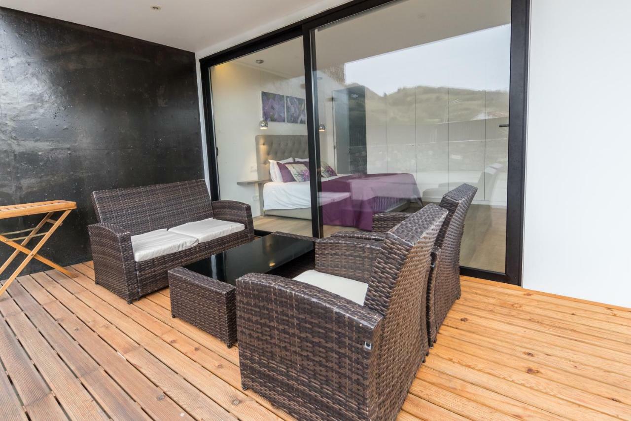 Azaleas Guest House Ribeira Cha Exterior foto